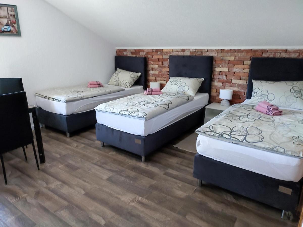 Apartman Toni Gračac Extérieur photo