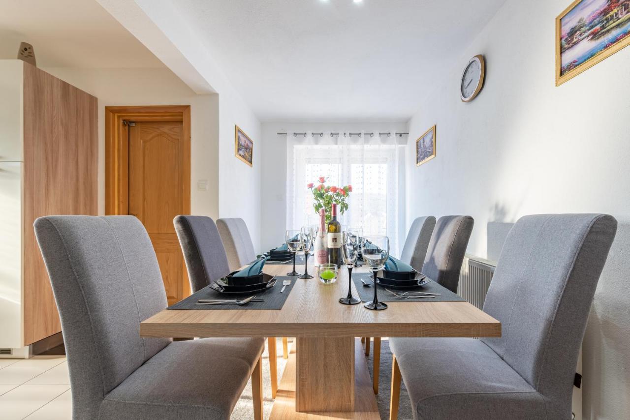 Apartman Toni Gračac Extérieur photo