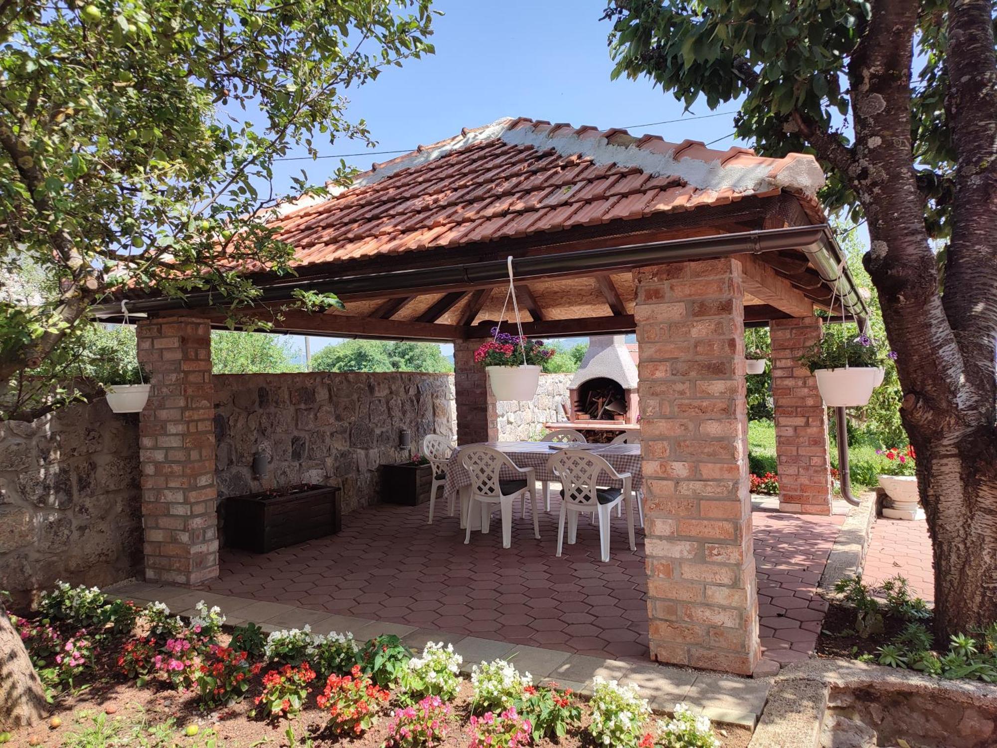 Apartman Toni Gračac Extérieur photo