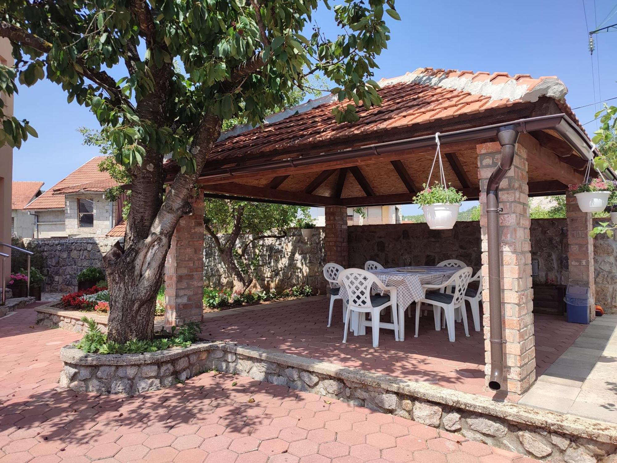 Apartman Toni Gračac Extérieur photo